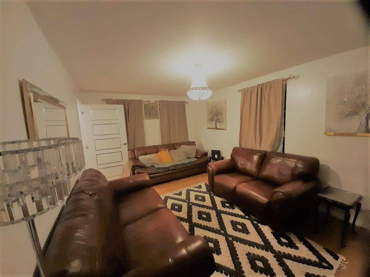 Beautiful 4 Bedroom Treasure Home Хемел Хемпстед Екстериор снимка